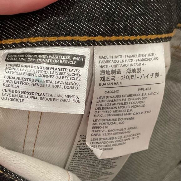 Levi’s 501 Black Denim Jeans Shrink to Fit Sz 44 x 32 No Fading Button Fly 2015 - Picture 3 of 8